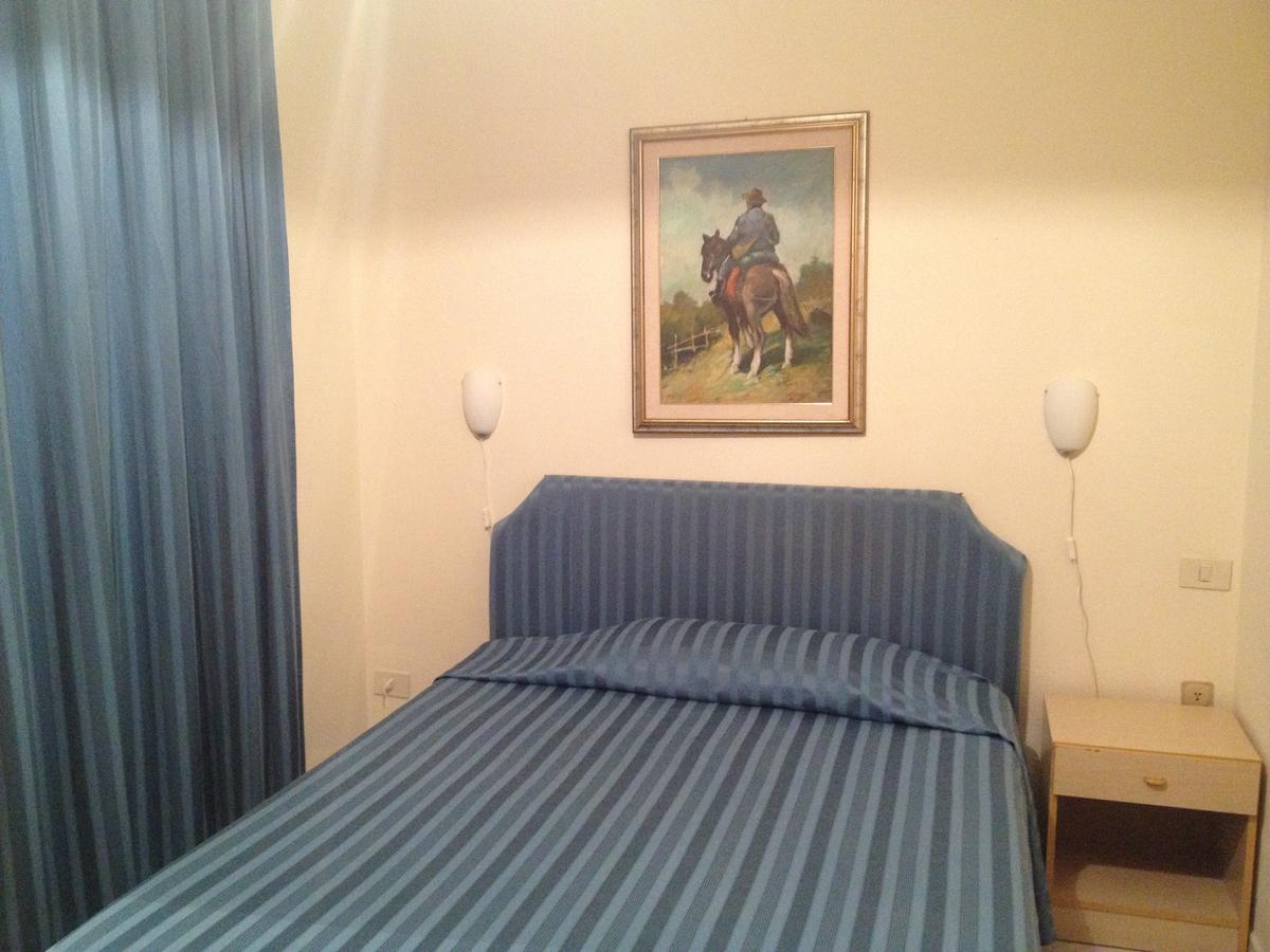 Gemini Camere E Suites Grosseto Exterior foto